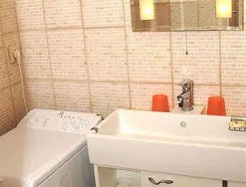 Paprika Apartment