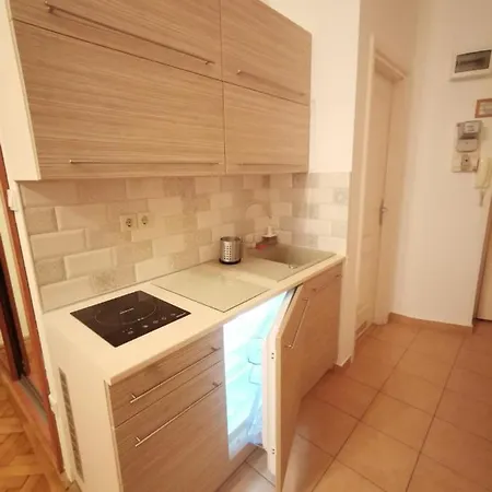 Paprika Apartment *